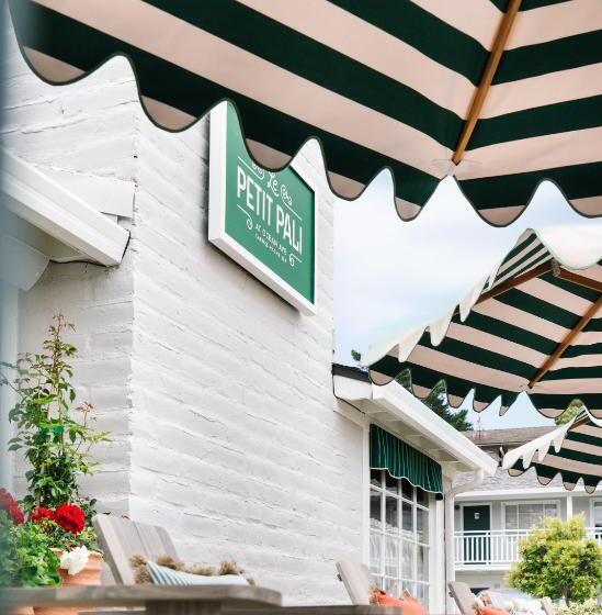 Отель Le Petit Pali At Ocean Ave
