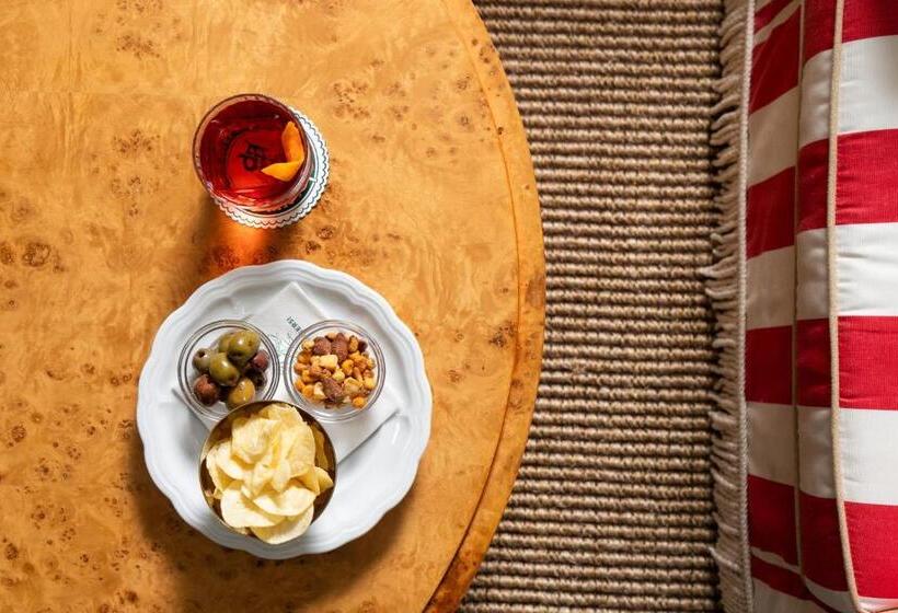 Отель Le Petit Pali At Ocean Ave