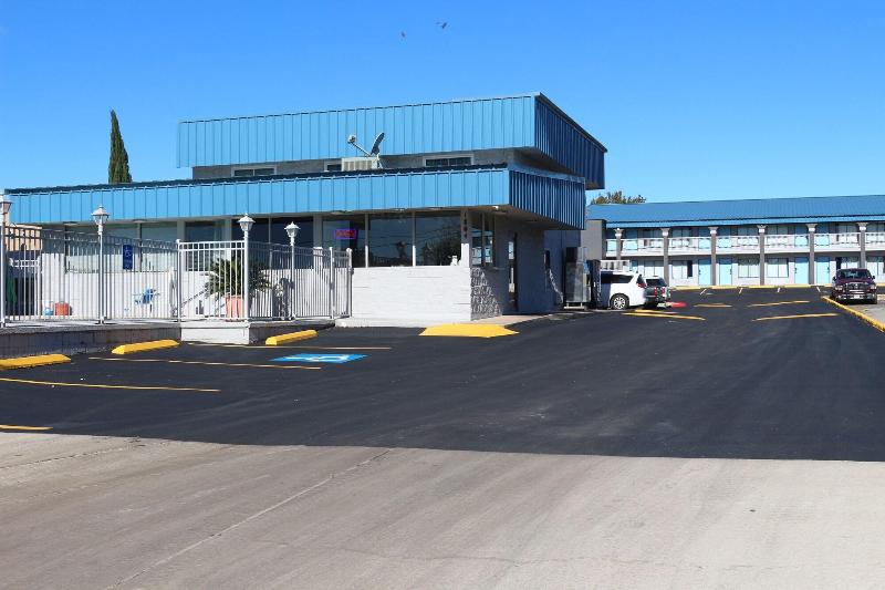 فندق Lonestar Inn