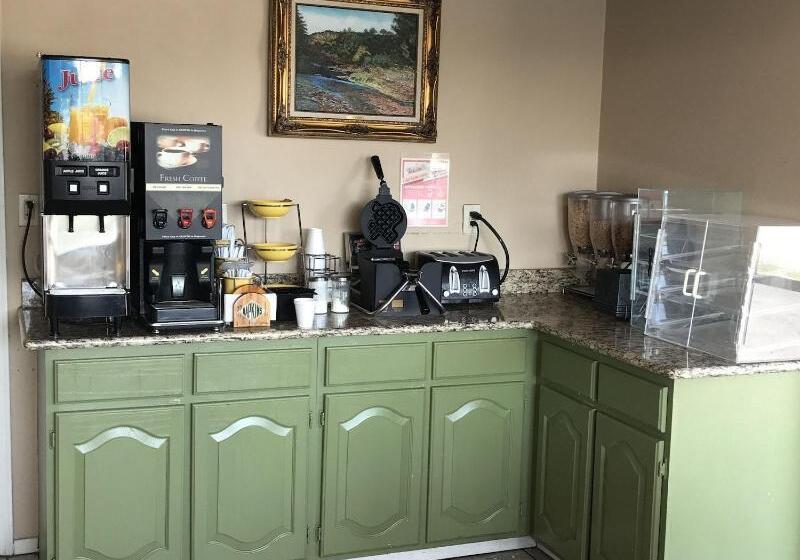 فندق Lonestar Inn