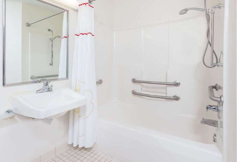 ホテル Mainstay Suites Charlotte  Executive Park