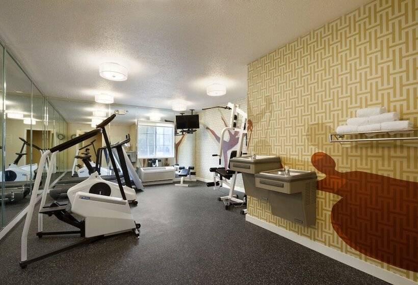 ホテル Mainstay Suites Charlotte  Executive Park