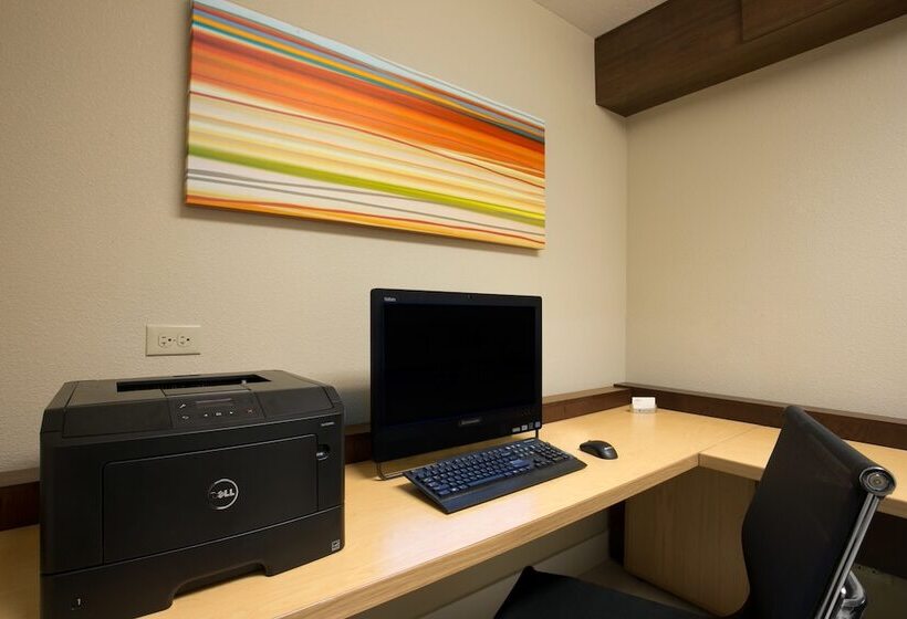 ホテル Mainstay Suites Salt Lake City Fort Union