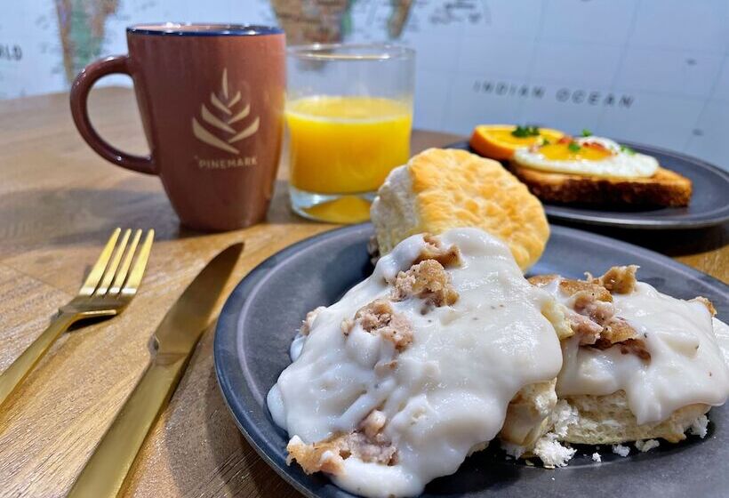 فندق Pinemark Inn Suites Events