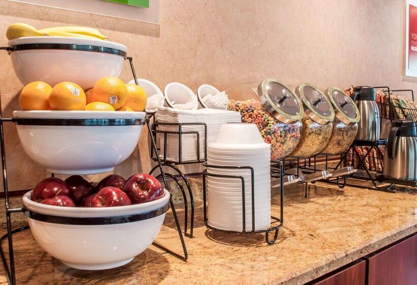 فندق Quality Inn Near Walden Galleria Mall