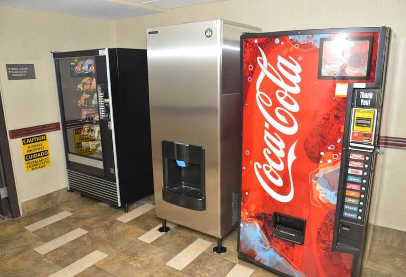 فندق Quality Inn Near Walden Galleria Mall