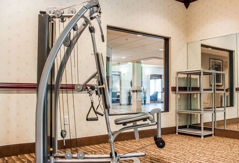 فندق Quality Inn Near Walden Galleria Mall