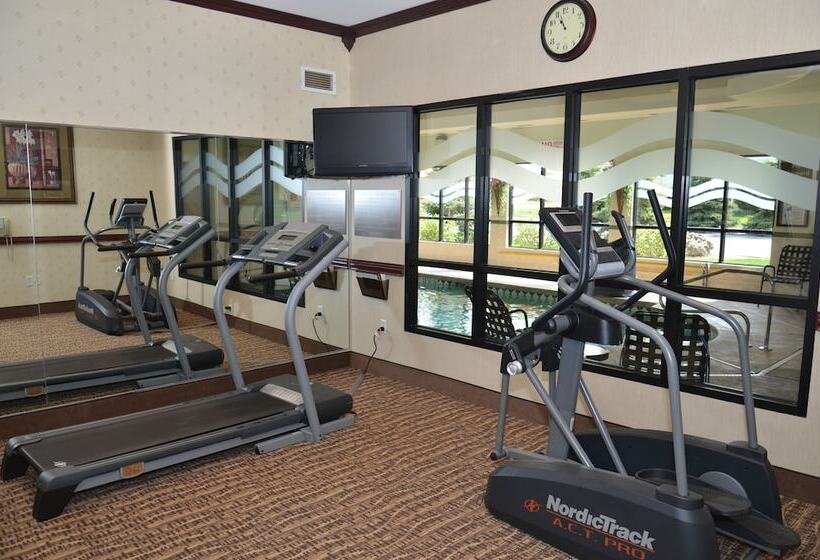 فندق Quality Inn Near Walden Galleria Mall