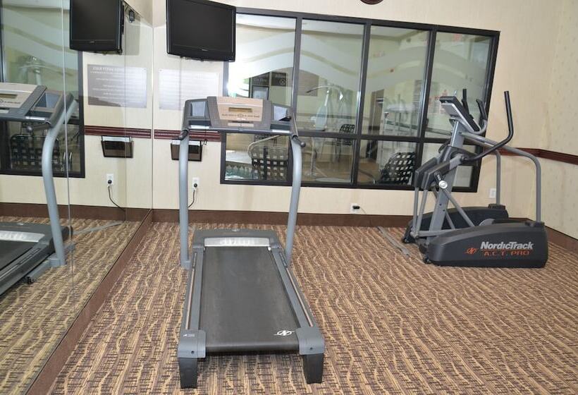 فندق Quality Inn Near Walden Galleria Mall