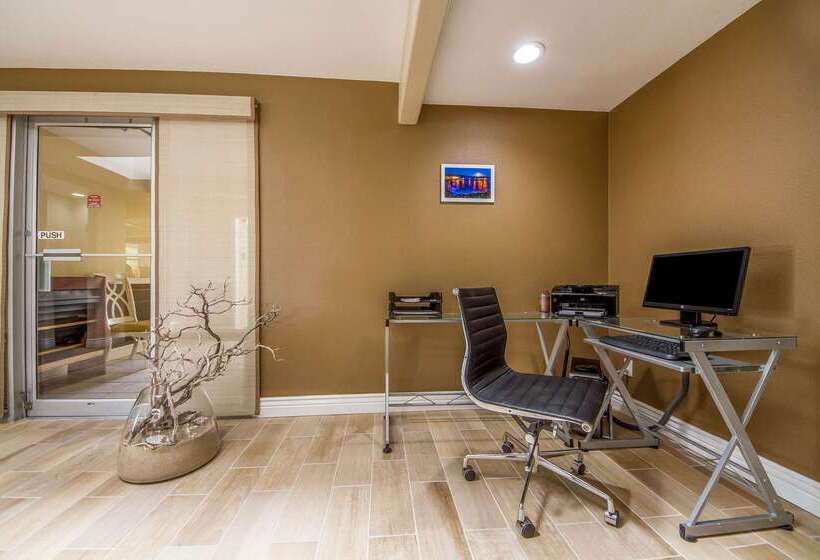 فندق Quality Inn & Suites Capitola By The Sea