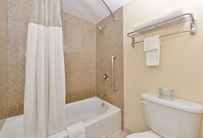 Motel 6 San Diego Mission Valley East