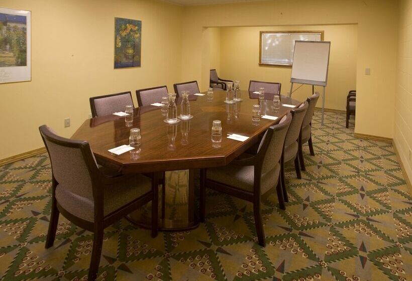 Red Lion Hotel Yakima Center