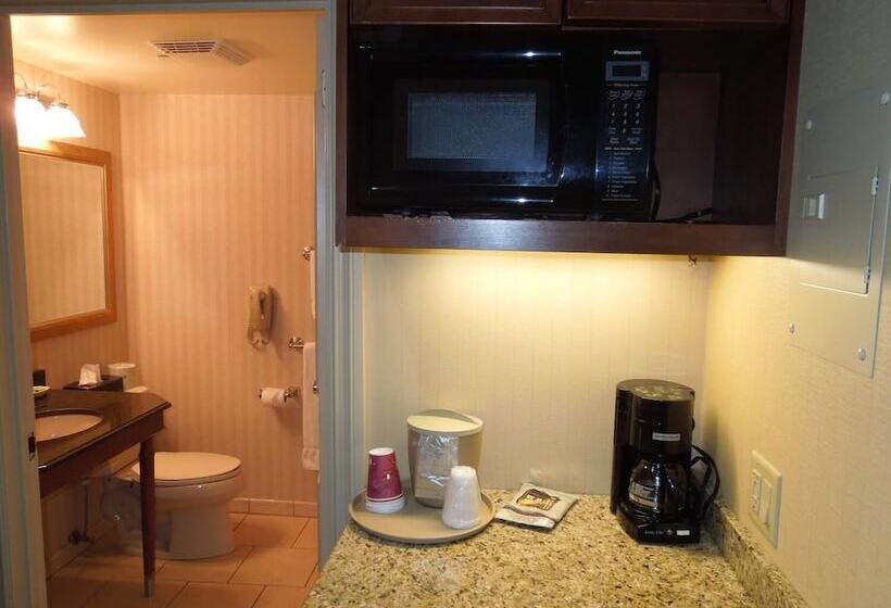 ホテル Rockville Centre Inn