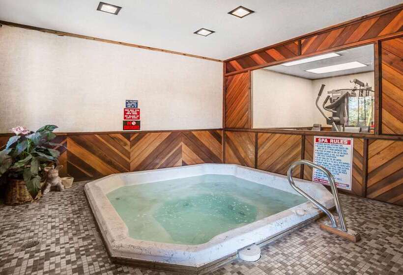 فندق Rodeway Inn Pronghorn Lodge