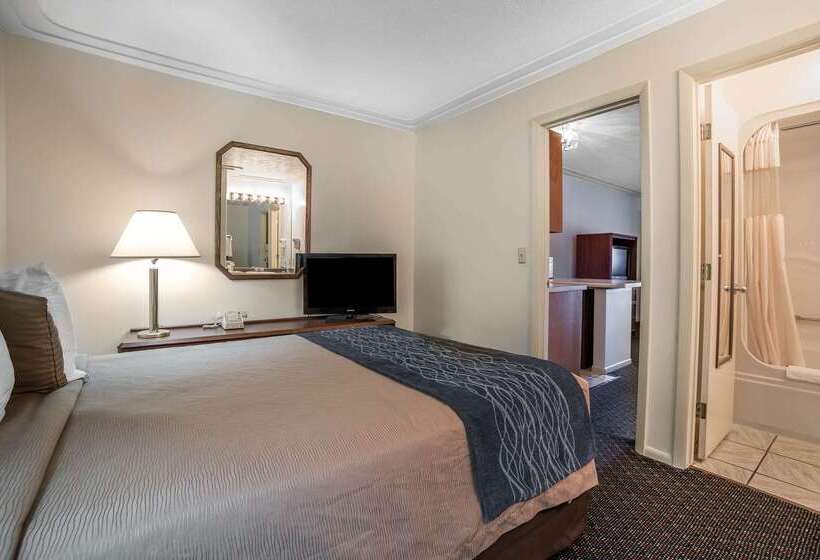 فندق Rodeway Inn Pronghorn Lodge