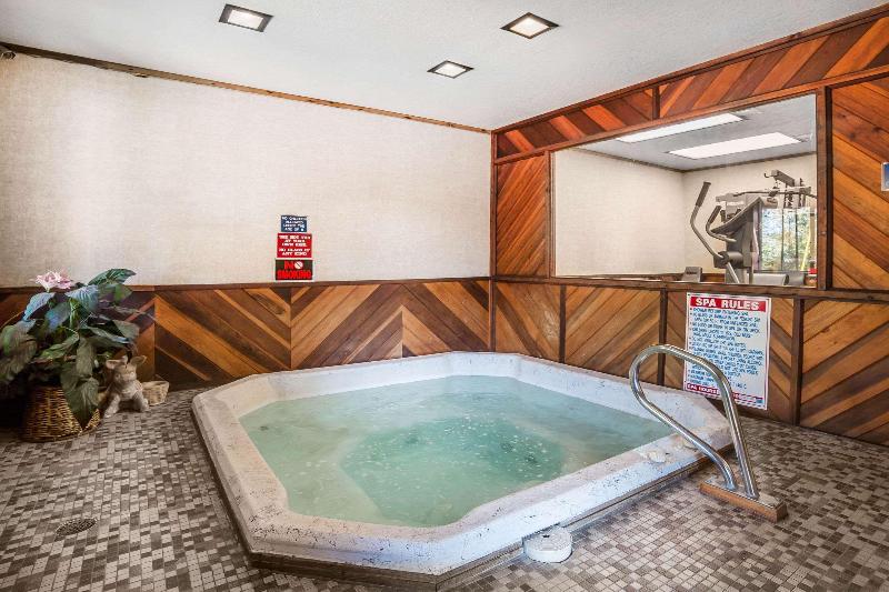 فندق Rodeway Inn Pronghorn Lodge