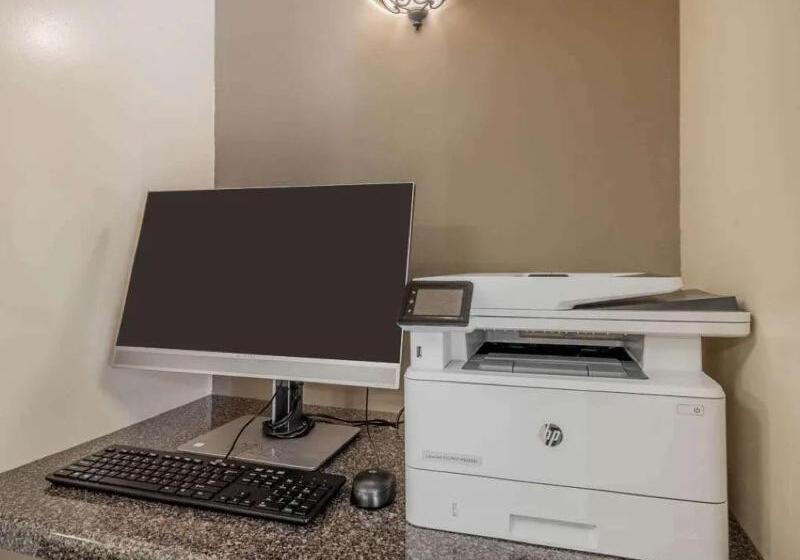 ホテル Sonesta Simply Suites Arlington