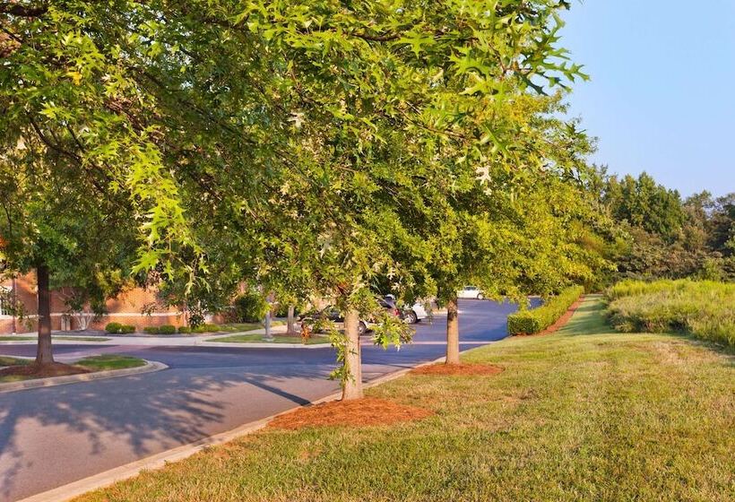 酒店 Sonesta Simply Suites Charlotte University