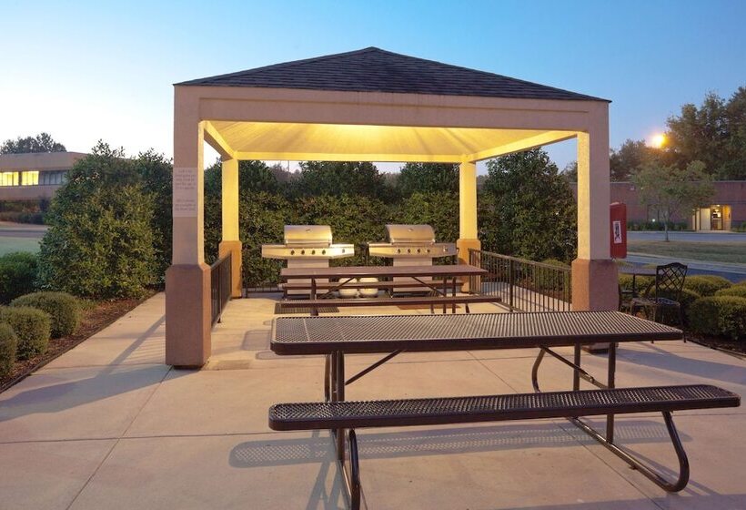 בית מלון כפרי Sonesta Simply Suites Chicago Libertyville