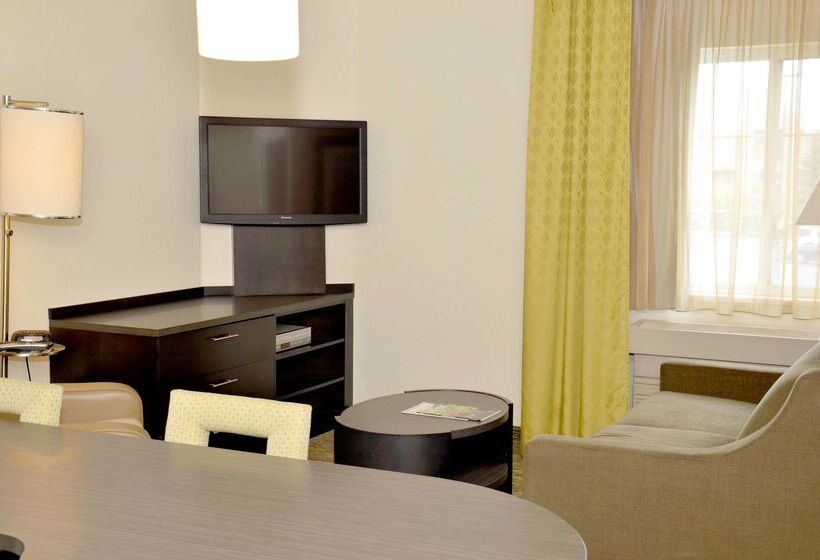 فندق Sonesta Simply Suites Detroit Warren