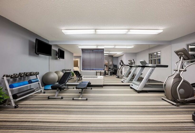 Отель Sonesta Simply Suites Huntsville Research Park