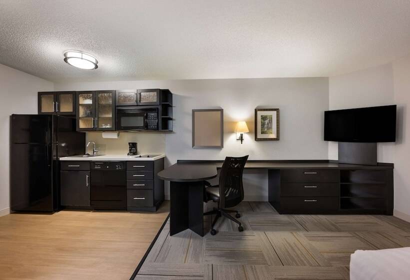 هتل Sonesta Simply Suites Huntsville Research Park