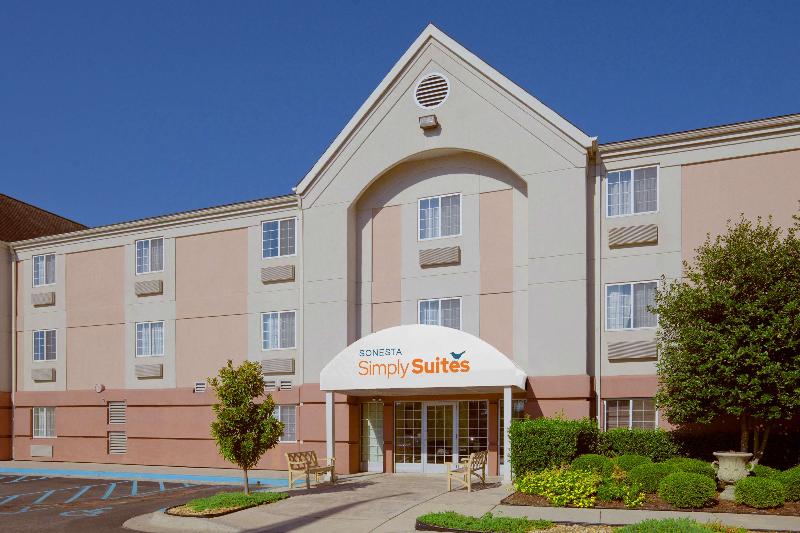 Отель Sonesta Simply Suites Huntsville Research Park