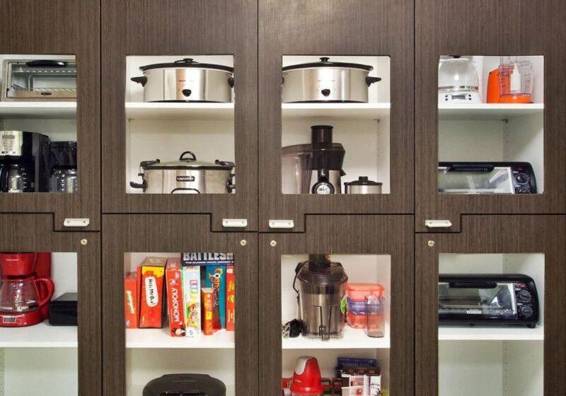 Отель Sonesta Simply Suites Huntsville Research Park