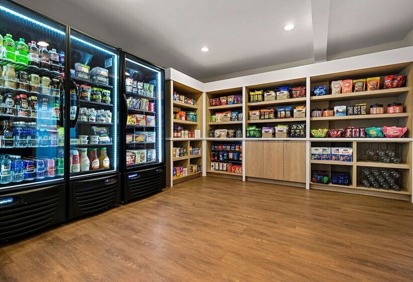 فندق Sonesta Simply Suites Irvine East Foothill