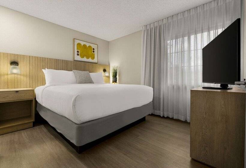 فندق Sonesta Simply Suites Irvine East Foothill