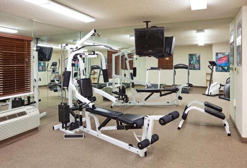 Отель Sonesta Simply Suites Knoxville