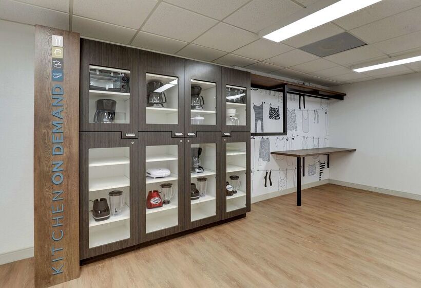 בית מלון כפרי Sonesta Simply Suites Miami Airport Doral