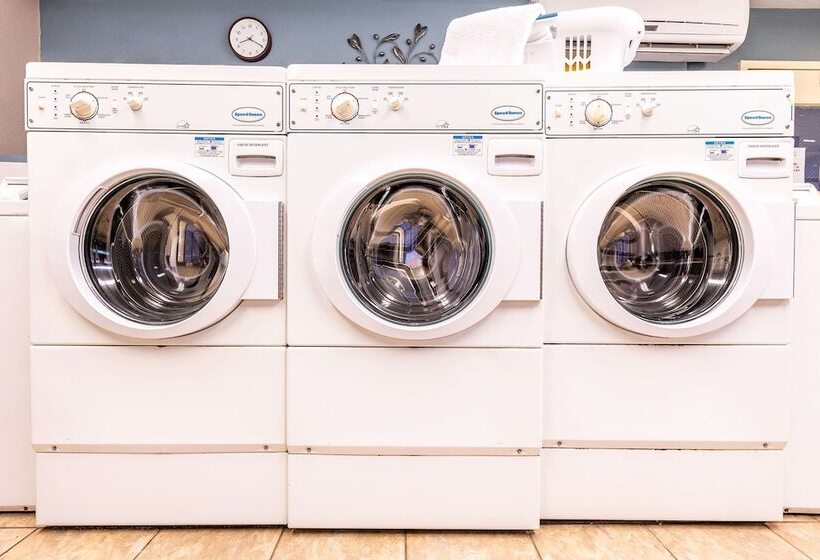 فندق Sonesta Simply Suites Phoenix Glendale