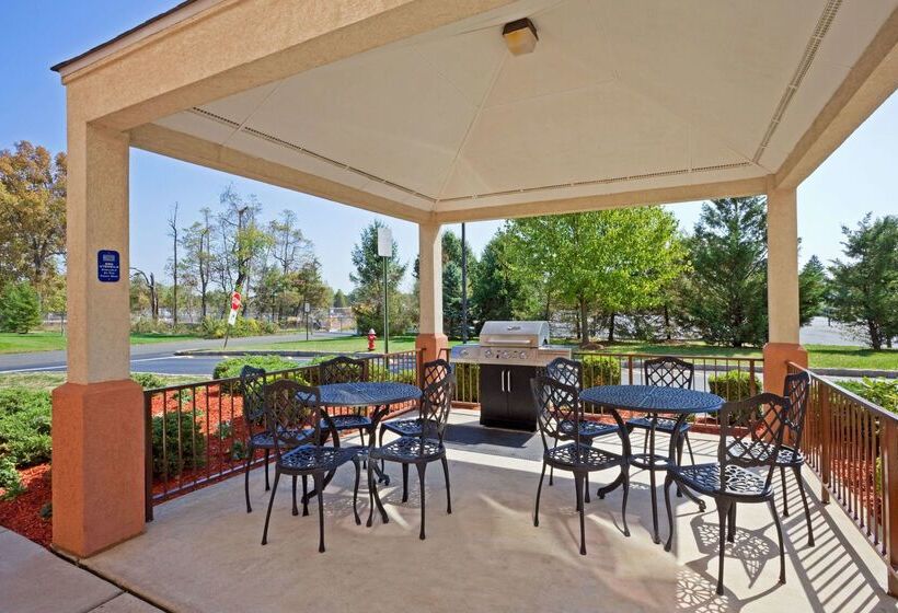 فندق Sonesta Simply Suites Somerset