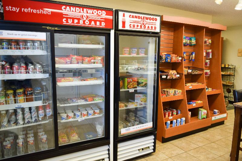 Отель Sonesta Simply Wichita Airport