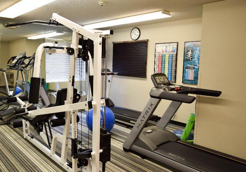 ホテル Sonesta Simply Wichita Airport