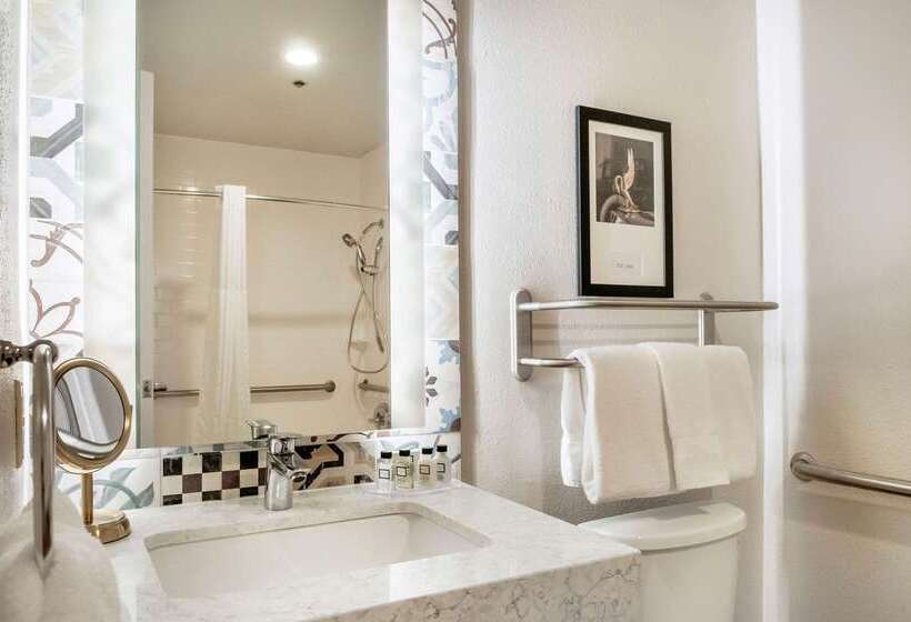 St Charles Coach House, Ascend Hotel Collection