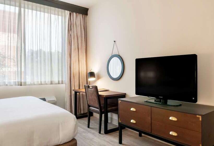 St Charles Coach House, Ascend Hotel Collection