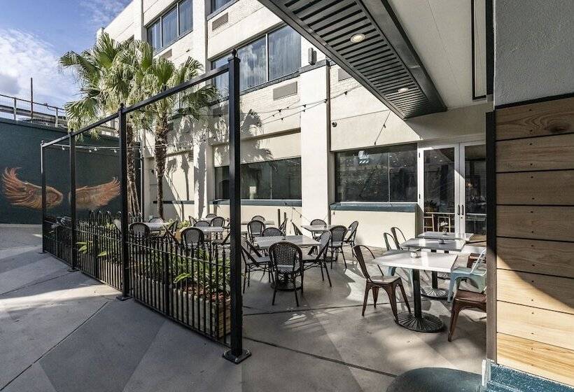 St Charles Coach House, Ascend Hotel Collection