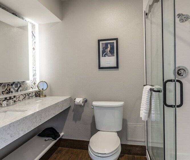 St Charles Coach House, Ascend Hotel Collection