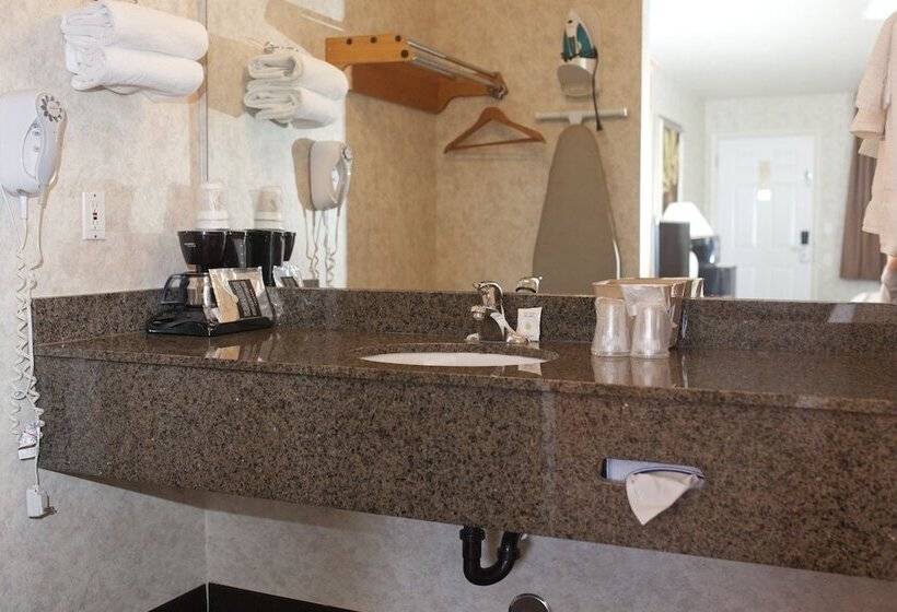 בית מלון כפרי St. George Inn And Suites