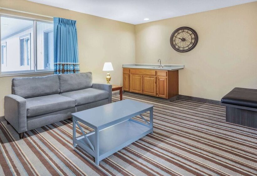 酒店 Super 8 By Wyndham Marysville/port Huron Area