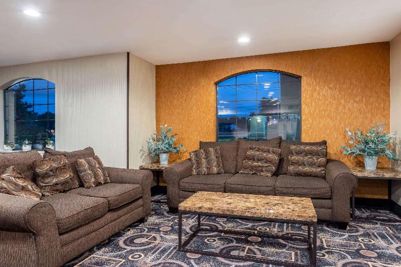 酒店 Super 8 By Wyndham Marysville/port Huron Area