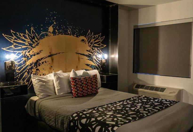 هتل Surestay  By Best Western Phoenix Downtown