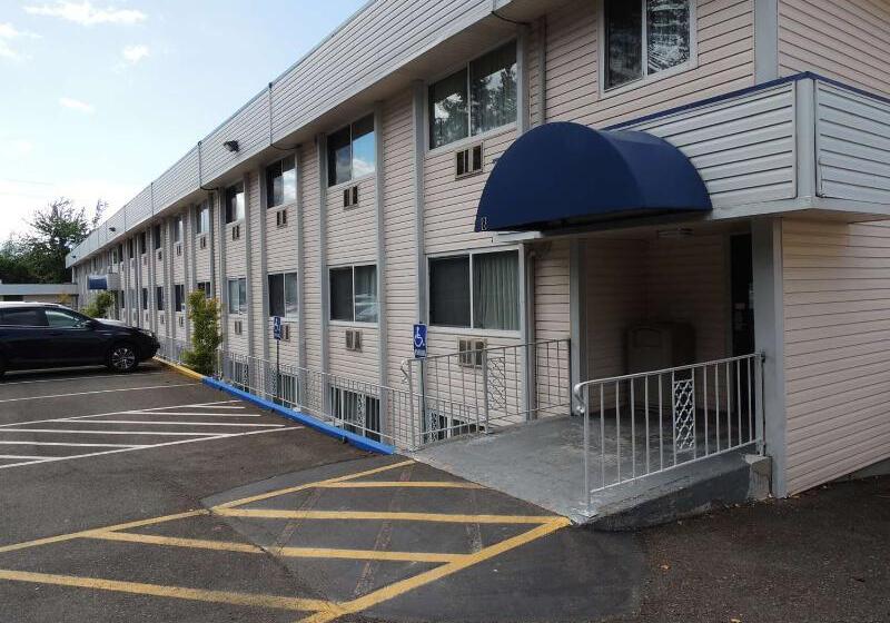 Surestay Hotel By Best Western Seatac Airport North