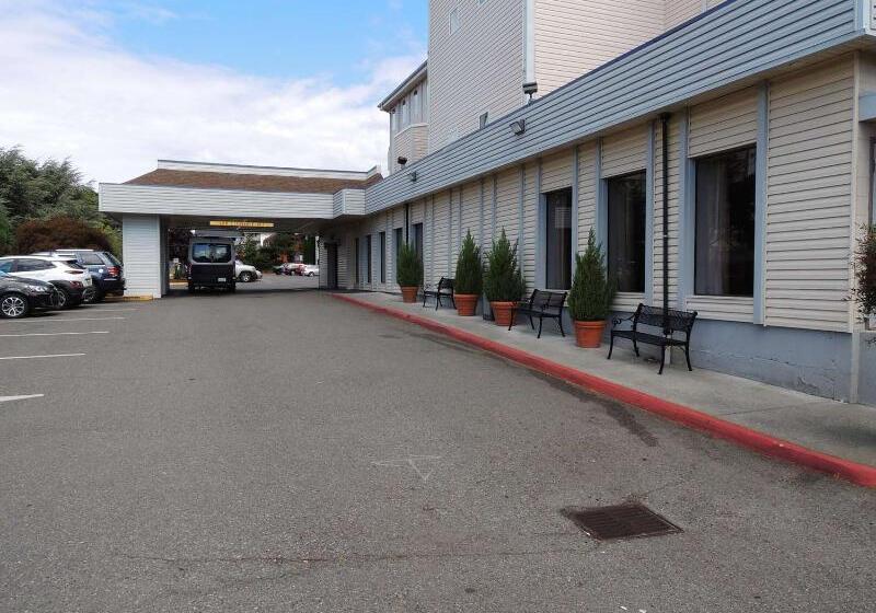 Surestay Hotel By Best Western Seatac Airport North