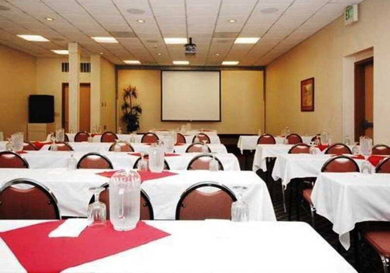 Surestay Hotel By Best Western Seatac Airport North