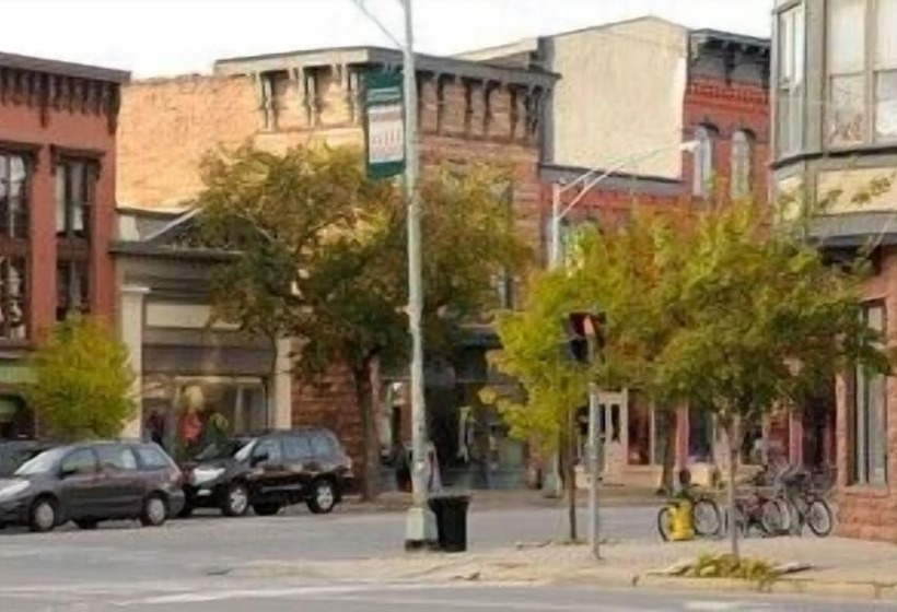 酒店 The Clarkson Inn