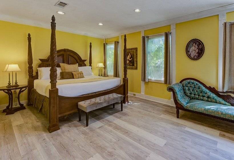 فندق The Inn At Cedar Grove