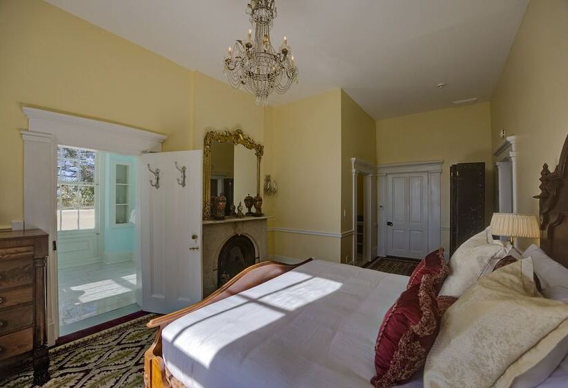 فندق The Inn At Cedar Grove